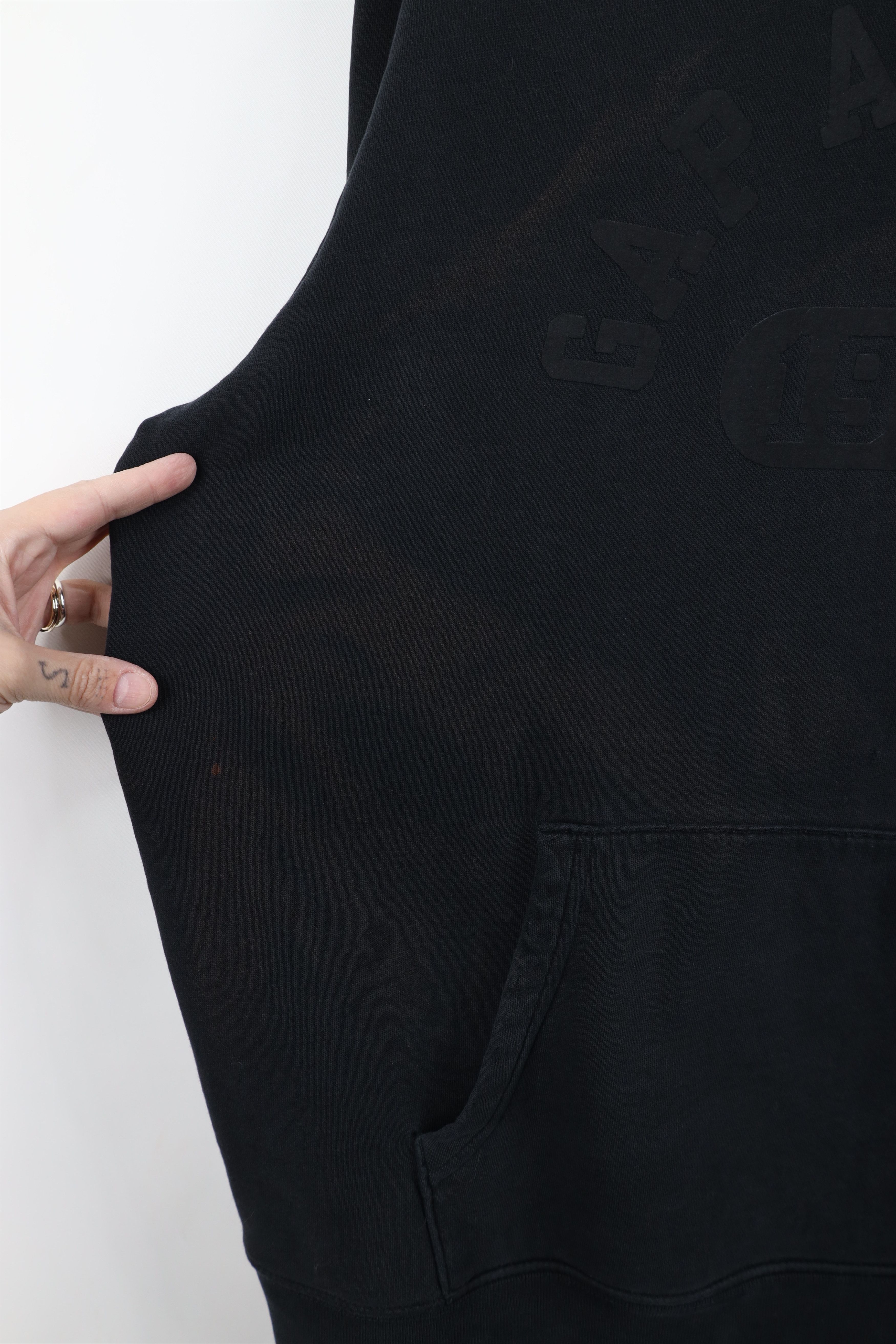 Gap Vintage Y2K Gap Athletic Spell Out Hoodie Sweatshirt Black Size US L / EU 52-54 / 3 - 7 Thumbnail