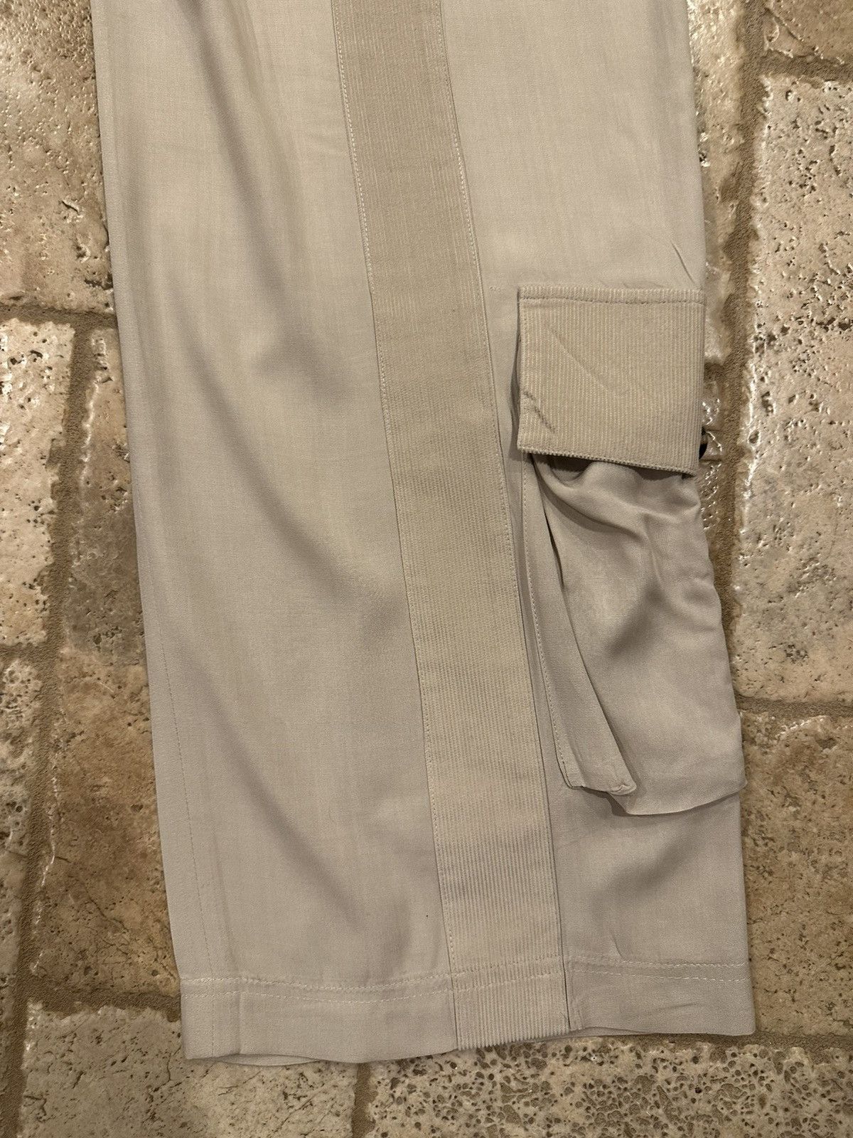 Bottega Veneta Bottega Veneta Daniel Lee Khaki / Corduroy Cargo 2020 Pants Size US 34 / EU 50 - 11 Thumbnail