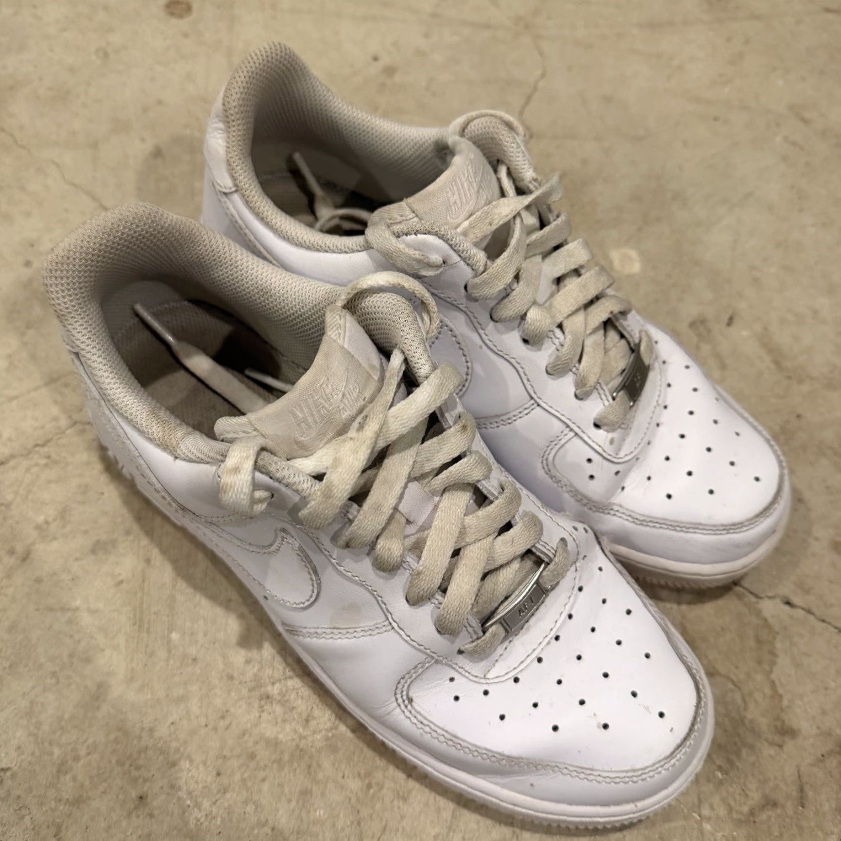Nike Nike Air Force 1 Women's Sneakers Size 8 White Used Condition Size US 8 / IT 38 - 2 Thumbnail
