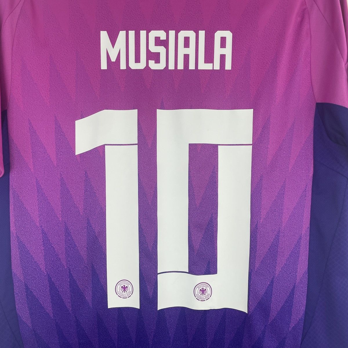 Adidas Germany Jamal Musiala Adidas Pink Jersey Euro 2024 size M Size US M / EU 48-50 / 2 - 8 Thumbnail