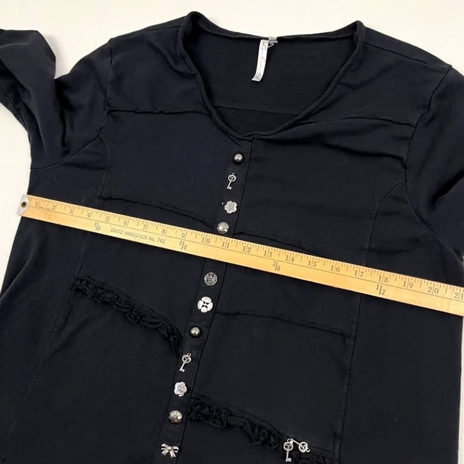 Vintage Lulu B Blouse Womens L Black Silver Button Accents Ruffled V-Neck Pullover Shirt Size L / US 10 / IT 46 - 5 Thumbnail