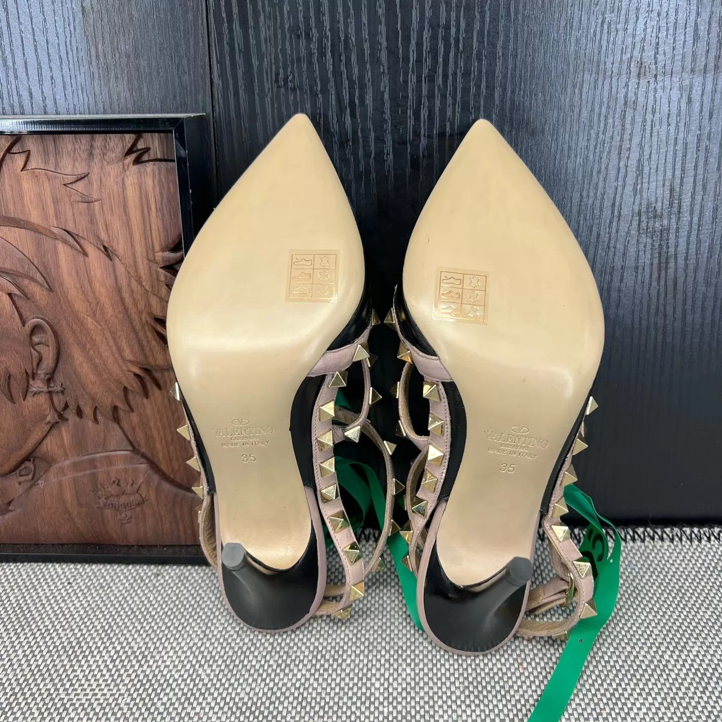 Valentino Valentino Rockstud Heels 35 Worn Once Original Box Size US 4.5 / IT 34.5 - 7 Thumbnail