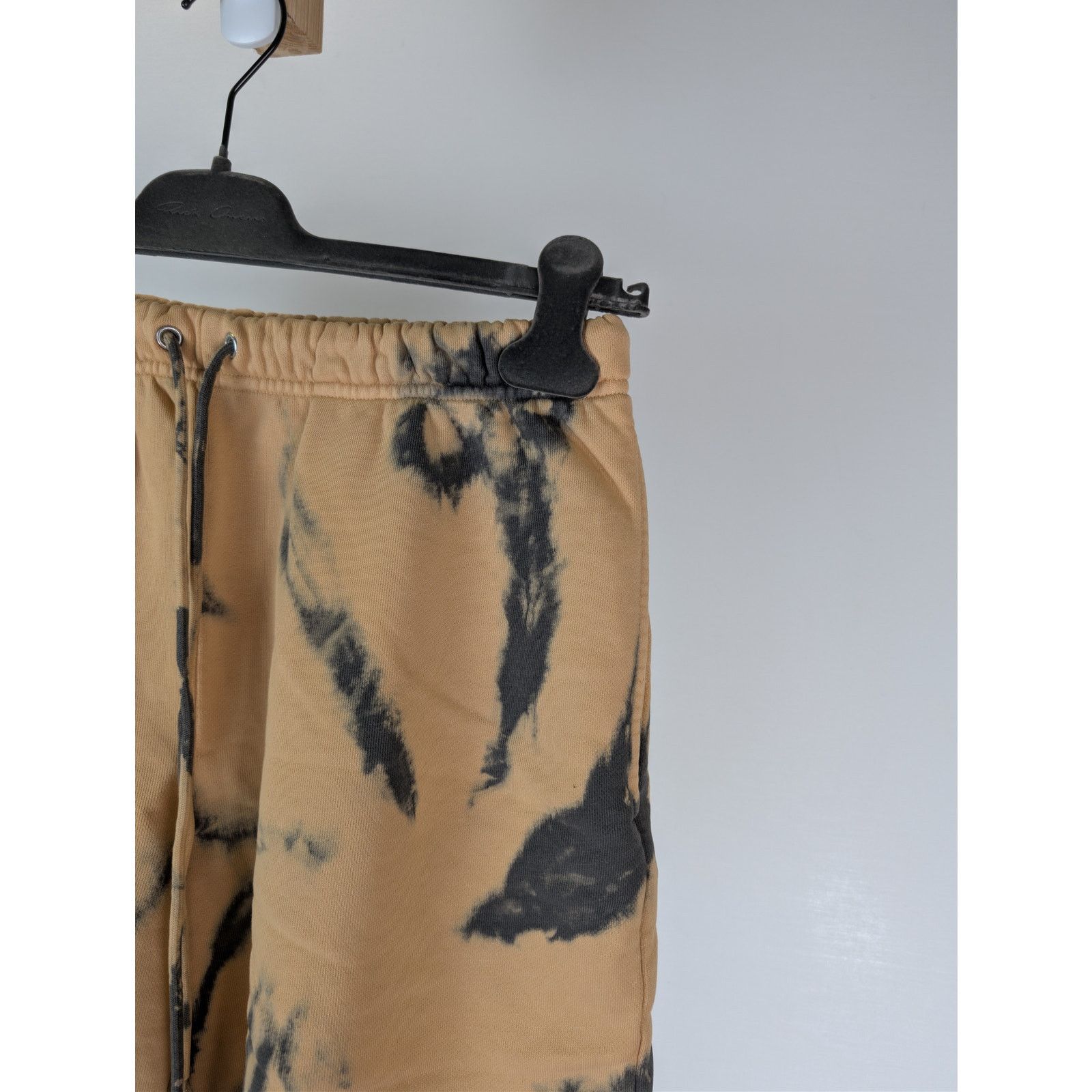 Celine o1rshd1 Tie-Dye Cotton Fleece Shorts in Grey/Beige/Black Size US 30 / EU 46 - 5 Thumbnail