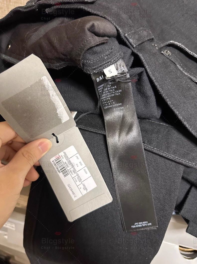 Balenciaga Balenciaga size S Worn Distressed Pants Micro-Flare Jeans Size US 27 - 7 Thumbnail