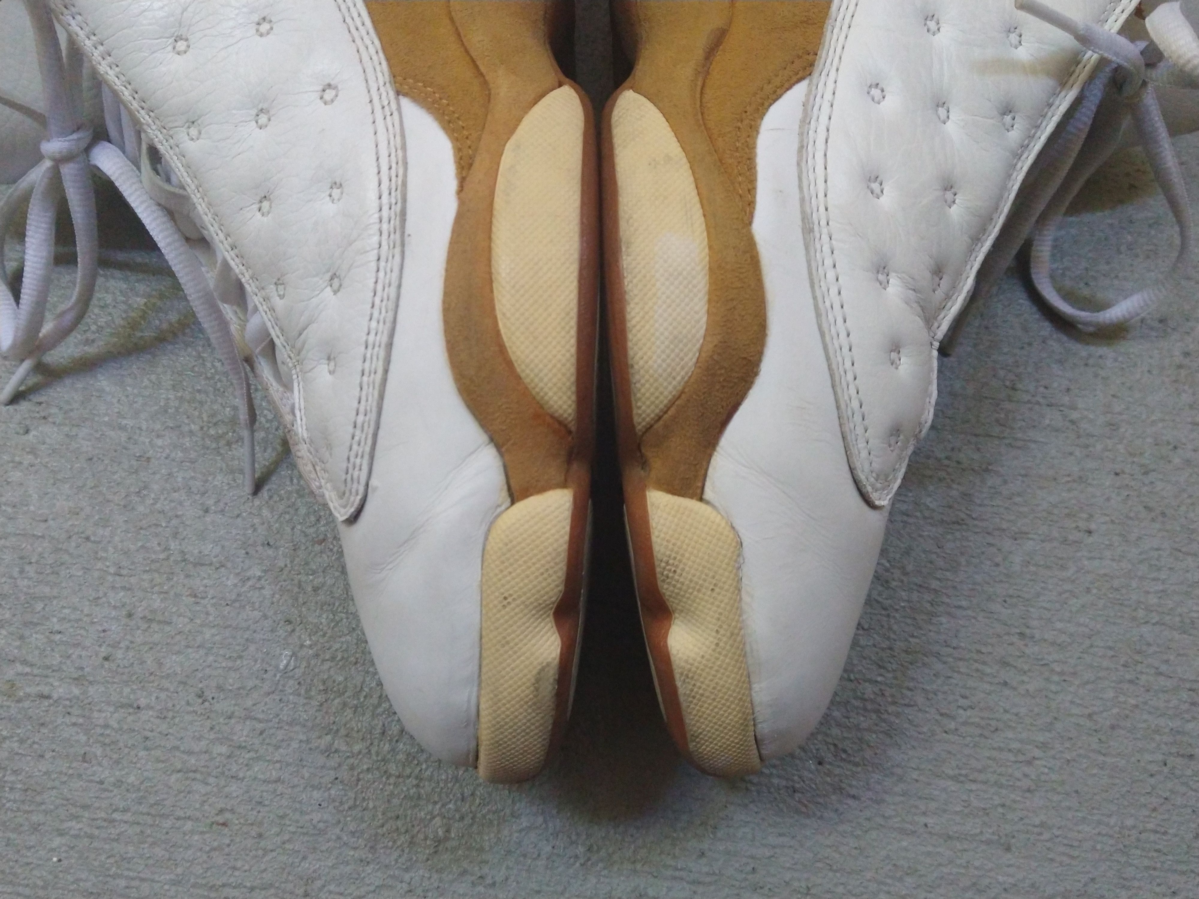Jordan Brand Nike Air Jordan 13 Retro Wheat Size 8.5 2004 309259-171 Y2K Size US 8.5 / EU 41-42 - 11 Thumbnail