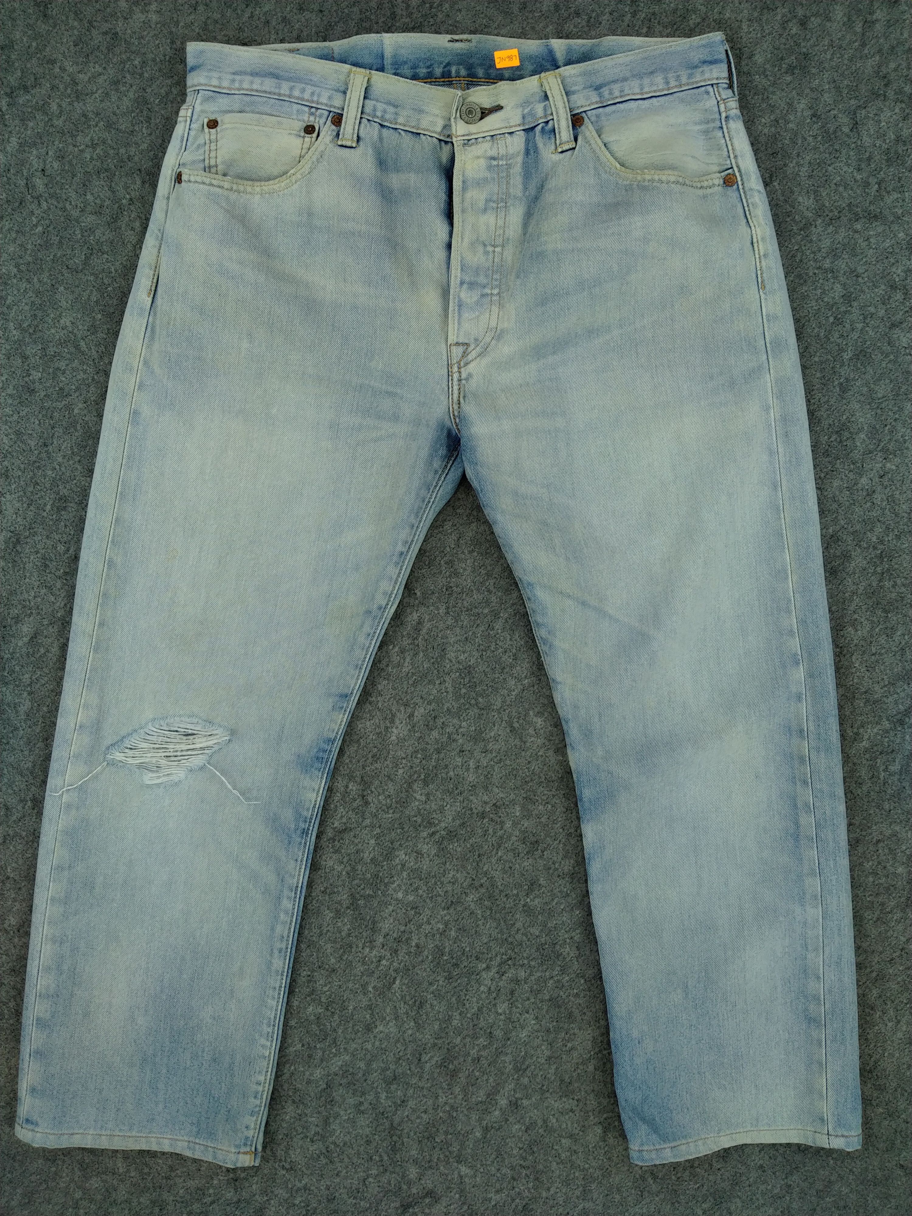 Levi's Light Blue Wash Levi's 501 Jeans 34x25 Denim -JN987 Size US 34 / EU 50 - 1 Thumbnail