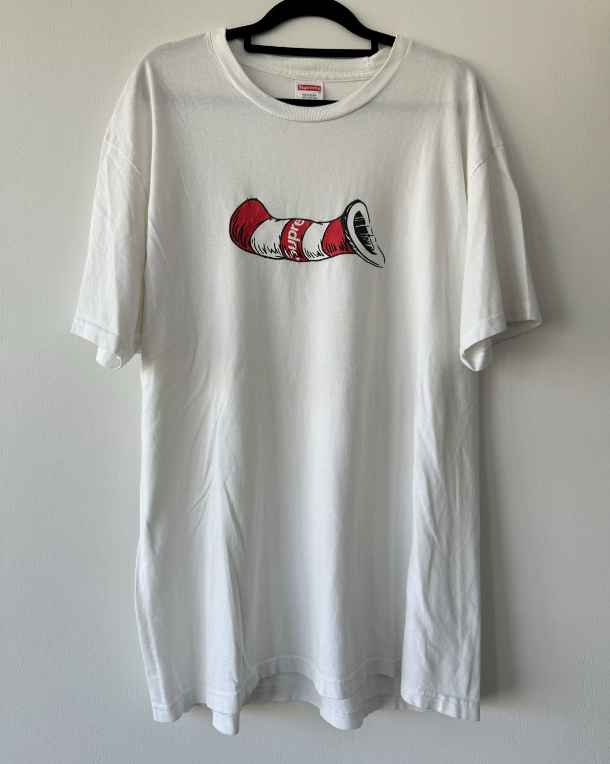 q20【人気Lサイズ】シュプリーム☆キャットインザハット　ビックロゴ　Tシャツ Supreme - Cat in the Hat Tee - ParkSIDER