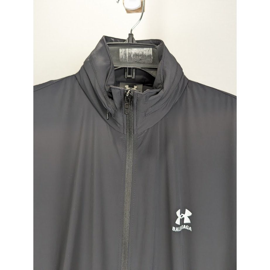 Balenciaga × Under Armour o1rshd1 Nylon Stretch Windbreaker in Black Size US S / EU 44-46 / 1 - 3 Thumbnail