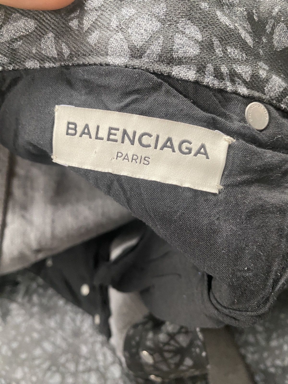 Balenciaga Rare! Balenciaga Waxed Selvedge Denim Size US 32 / EU 48 - 8 Thumbnail