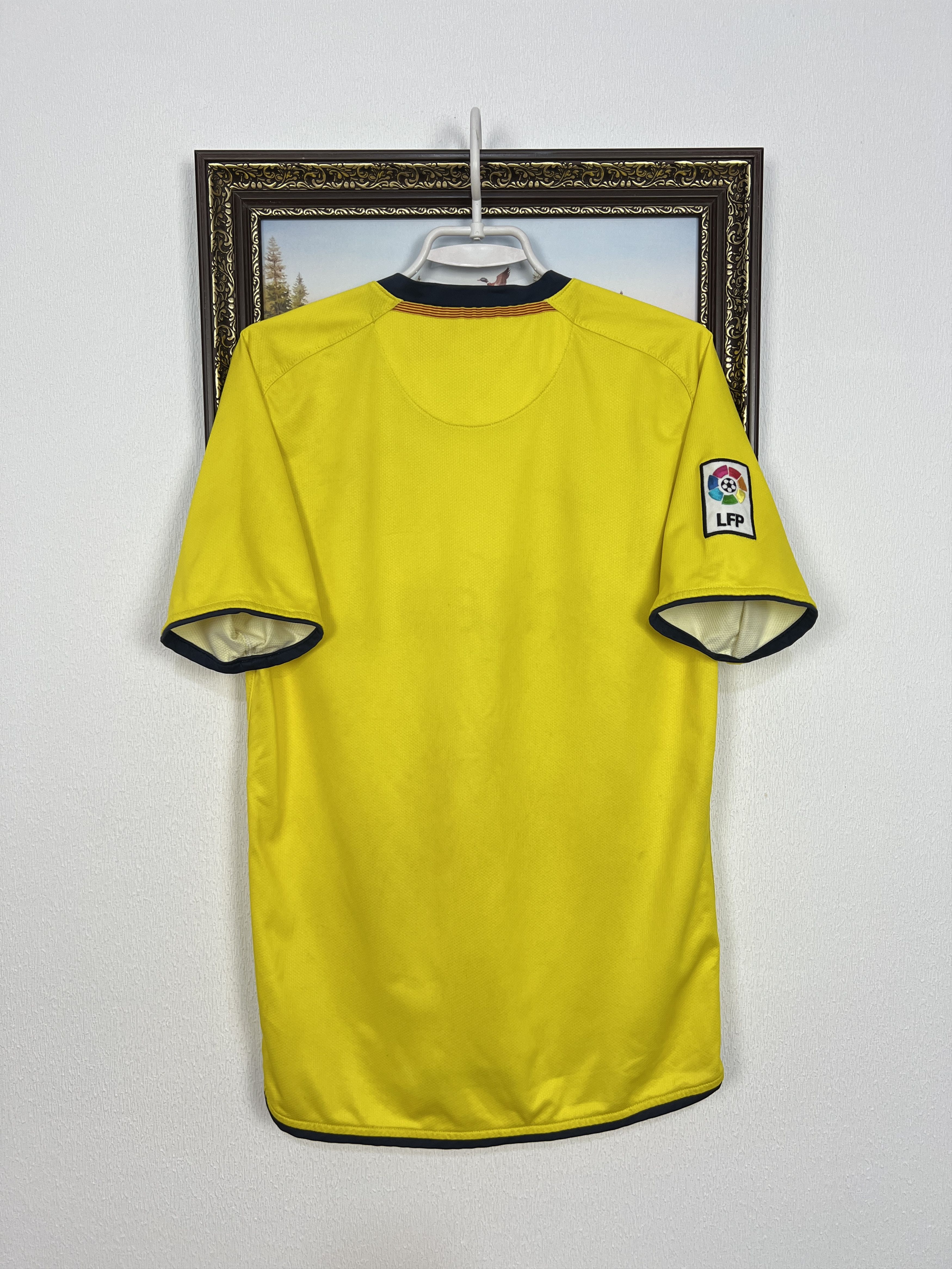Nike Barcelona Away football shirt 2008 Soccer Nike Jersey Mens Size US S / EU 44-46 / 1 - 13 Thumbnail