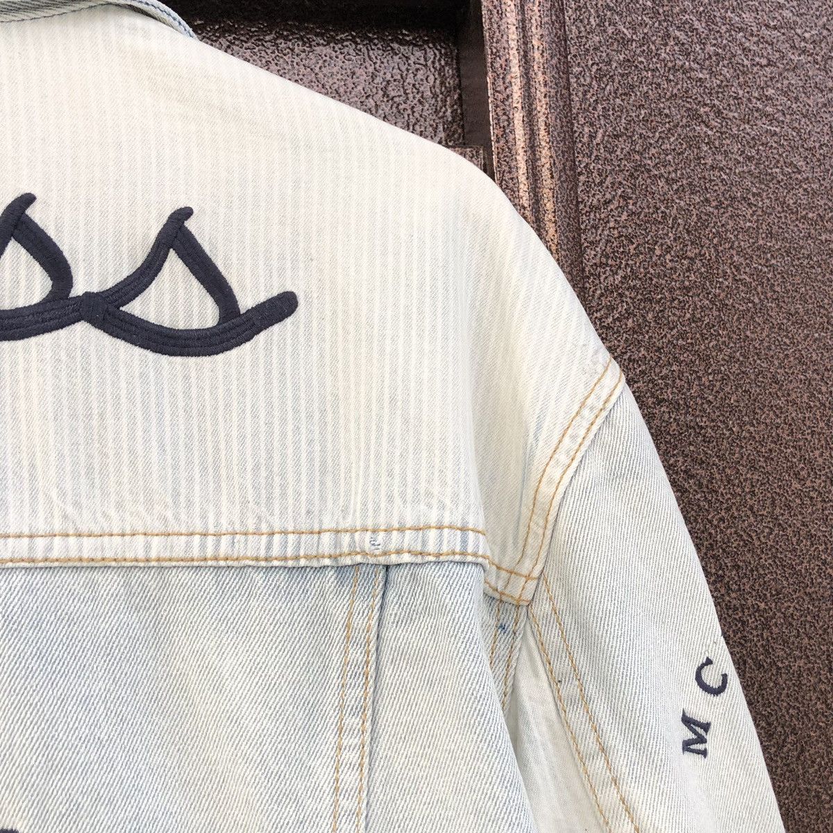 Guess Guess Los Angeles Oversized Vintage Denim Jacket Size US M / EU 48-50 / 2 - 15 Thumbnail
