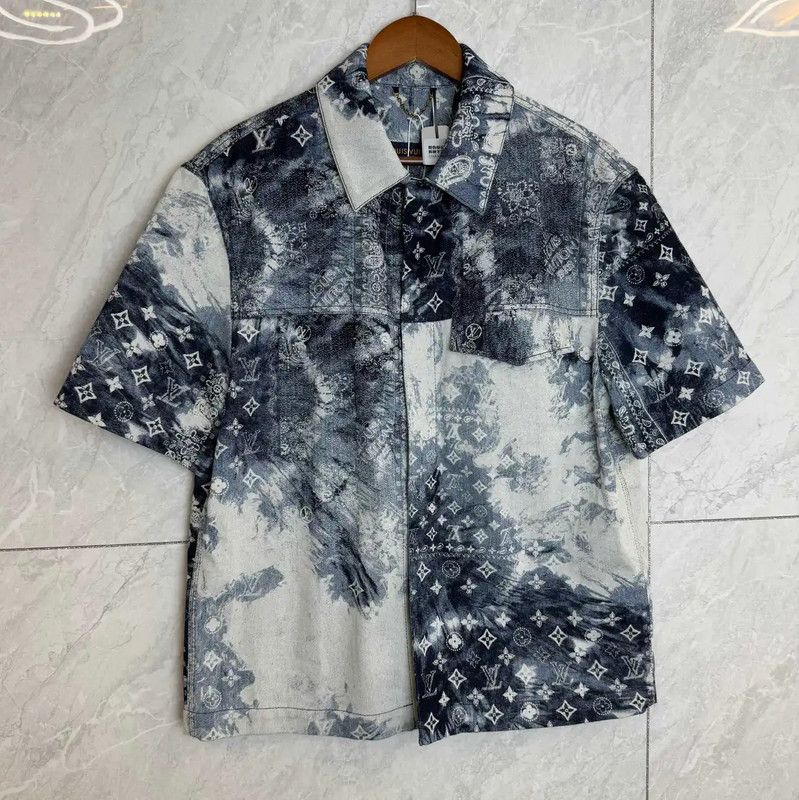 Louis Vuitton Louis Vuitton Blue Cotton Short Sleeve Shirt 0089 Size S / US 4 / IT 40 - 1 Thumbnail