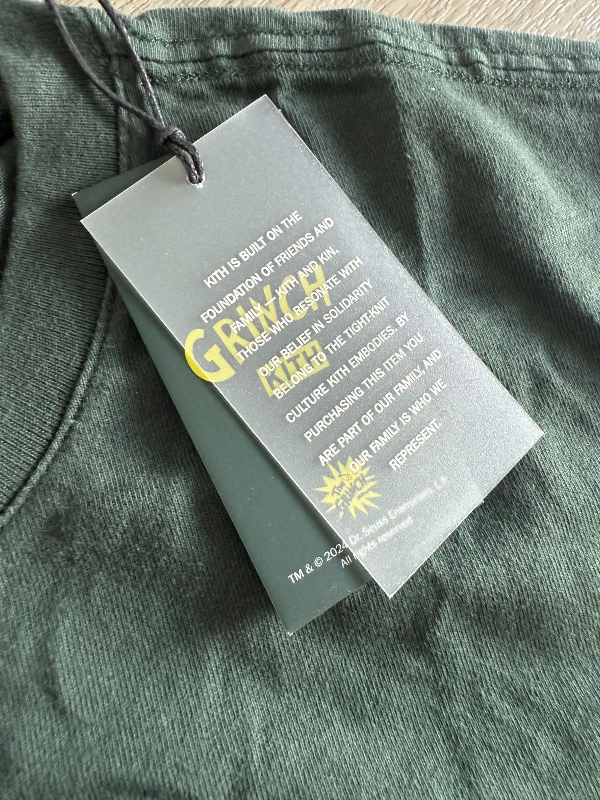 Kith Kith Grinch Tee Size US XL / EU 56 / 4 - 3 Thumbnail