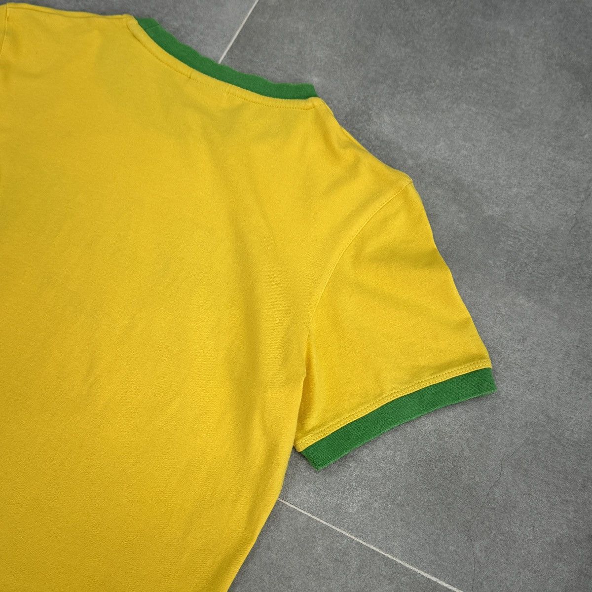 Nike Vintage Nike Brazil Brasil Women T-Shirt Size M Size M / US 6-8 / IT 42-44 - 17 Thumbnail