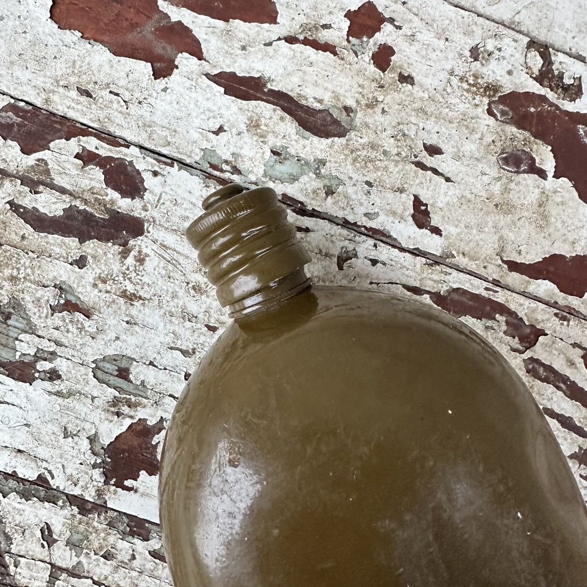 Antique Rivet Vintage USSR Iron Bottle Y2K USA 80s Rare Antique Size ONE SIZE - 4 Thumbnail