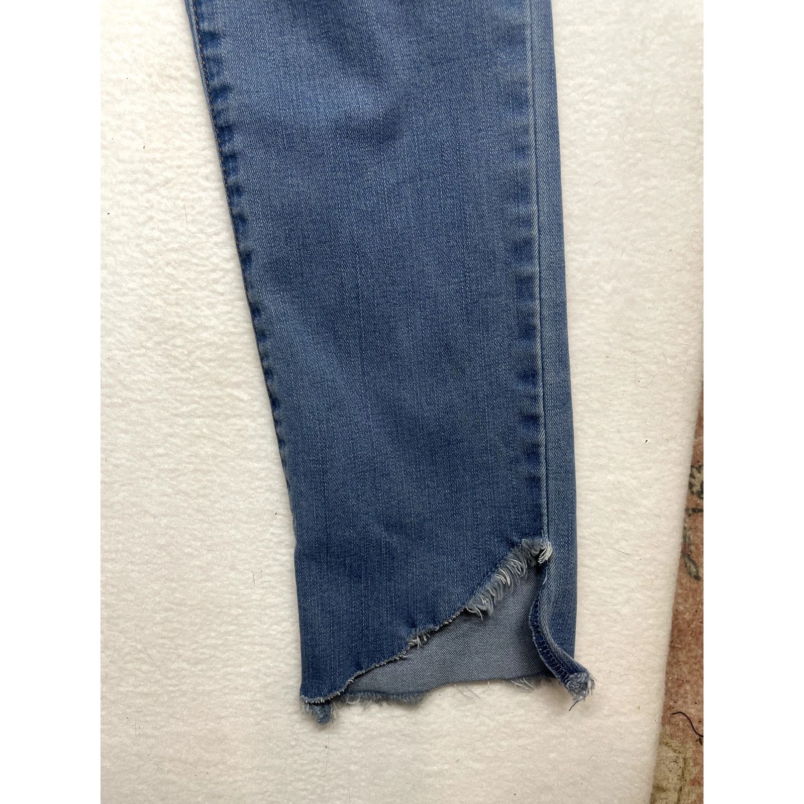 Other Gianni Bini Women’s Size 5 Skinny Ankle Jeans Size 28" / US 6 / IT 42 - 6 Thumbnail