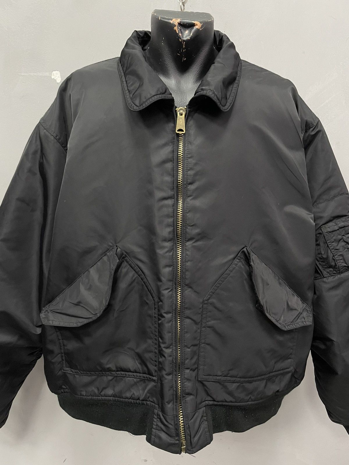 Alpha Industries Rare CWU bomber jacket schott style boxy fit streetwear y2k Size US XXL / EU 58 / 5 - 2 Thumbnail