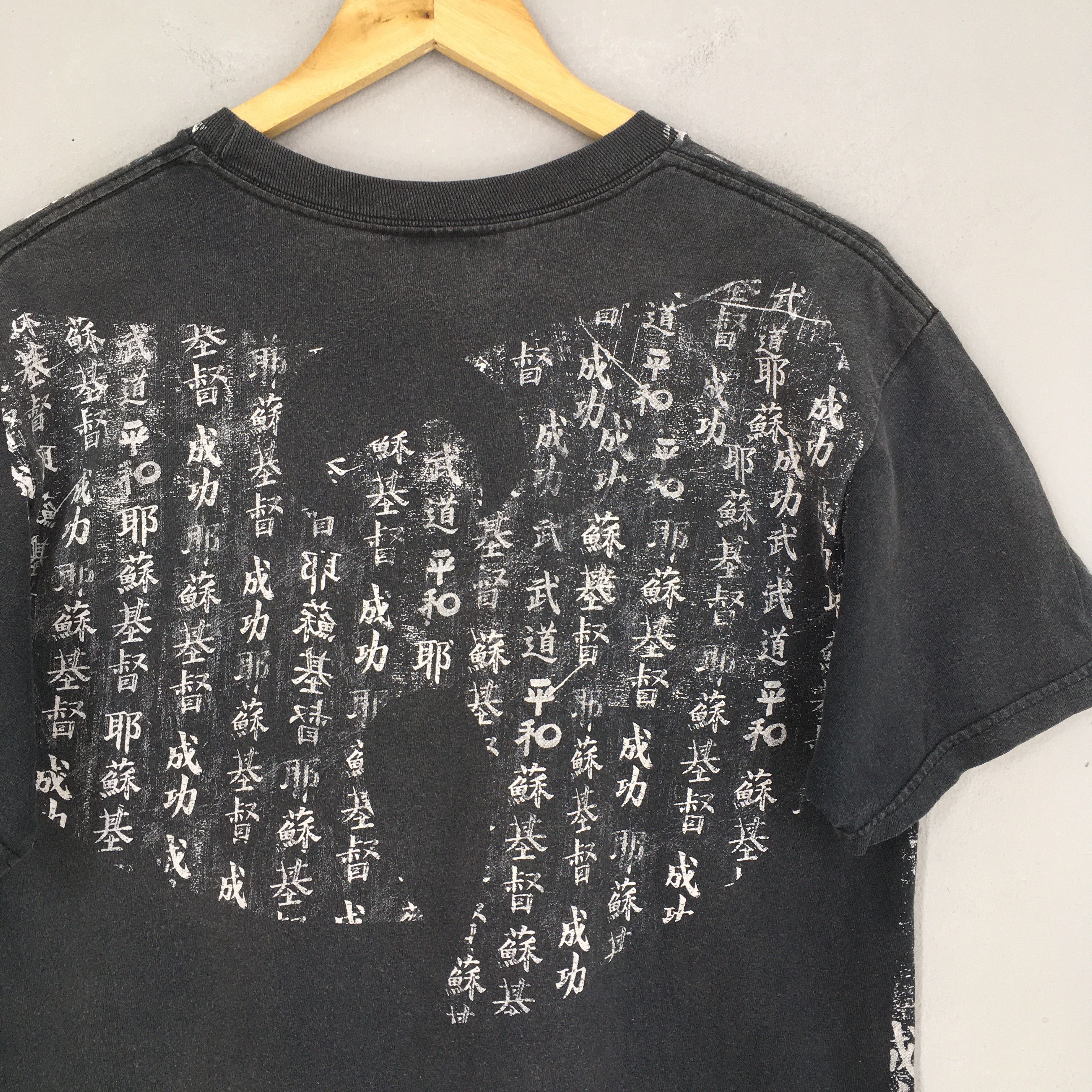 Rap Tees Vintage Y2K Wu Tang Clan Japanese Hip Hop Rapper Tshirt M Size US M / EU 48-50 / 2 - 8 Thumbnail
