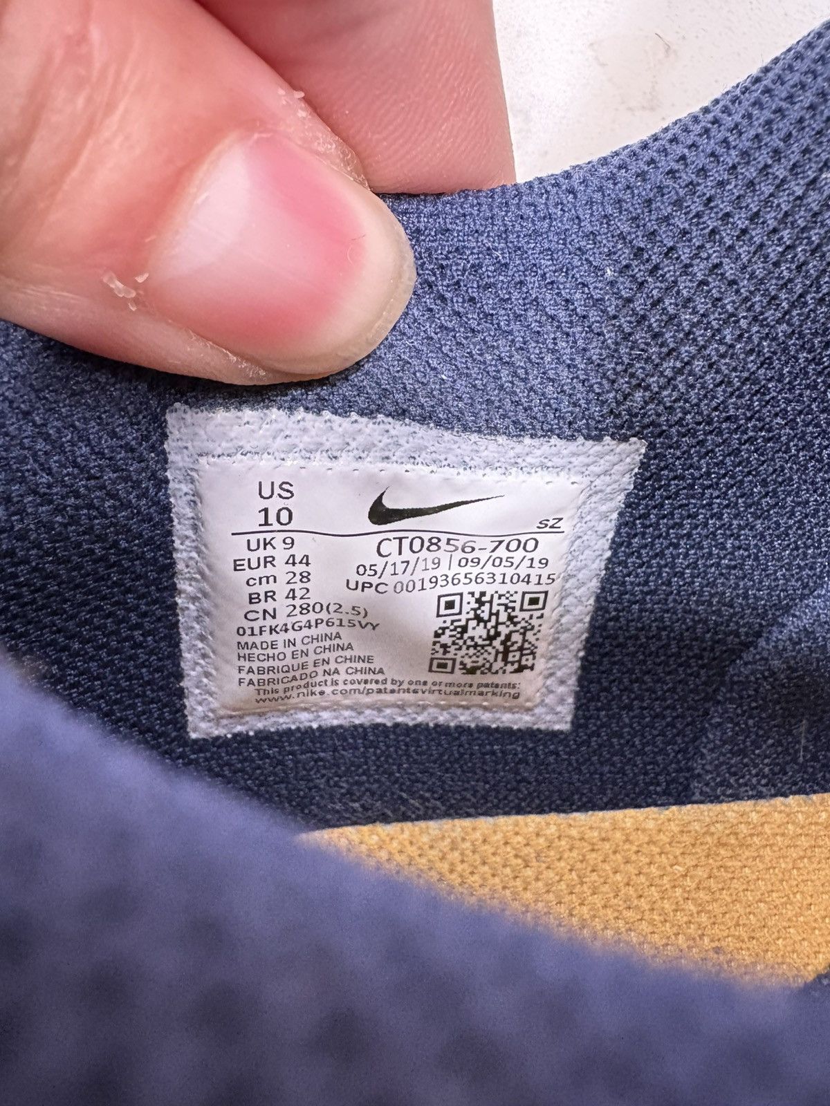 Nike × Off-White Nike x Off-White Dunk Low University Gold Size US 10 / EU 43 - 6 Thumbnail