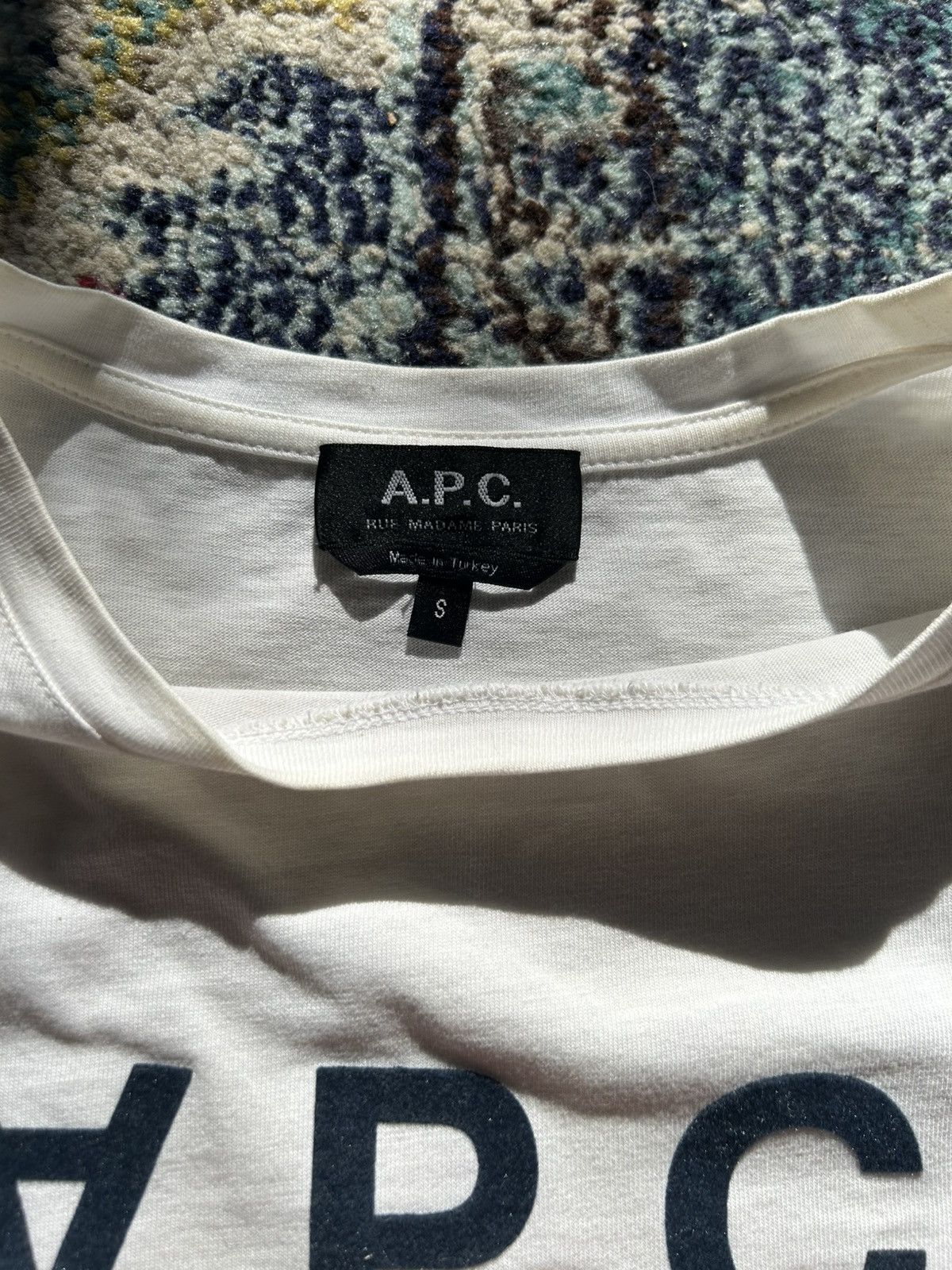 A.P.C. A.P.C. Upside Down Logo T-shirt Size S / US 4 / IT 40 - 5 Thumbnail