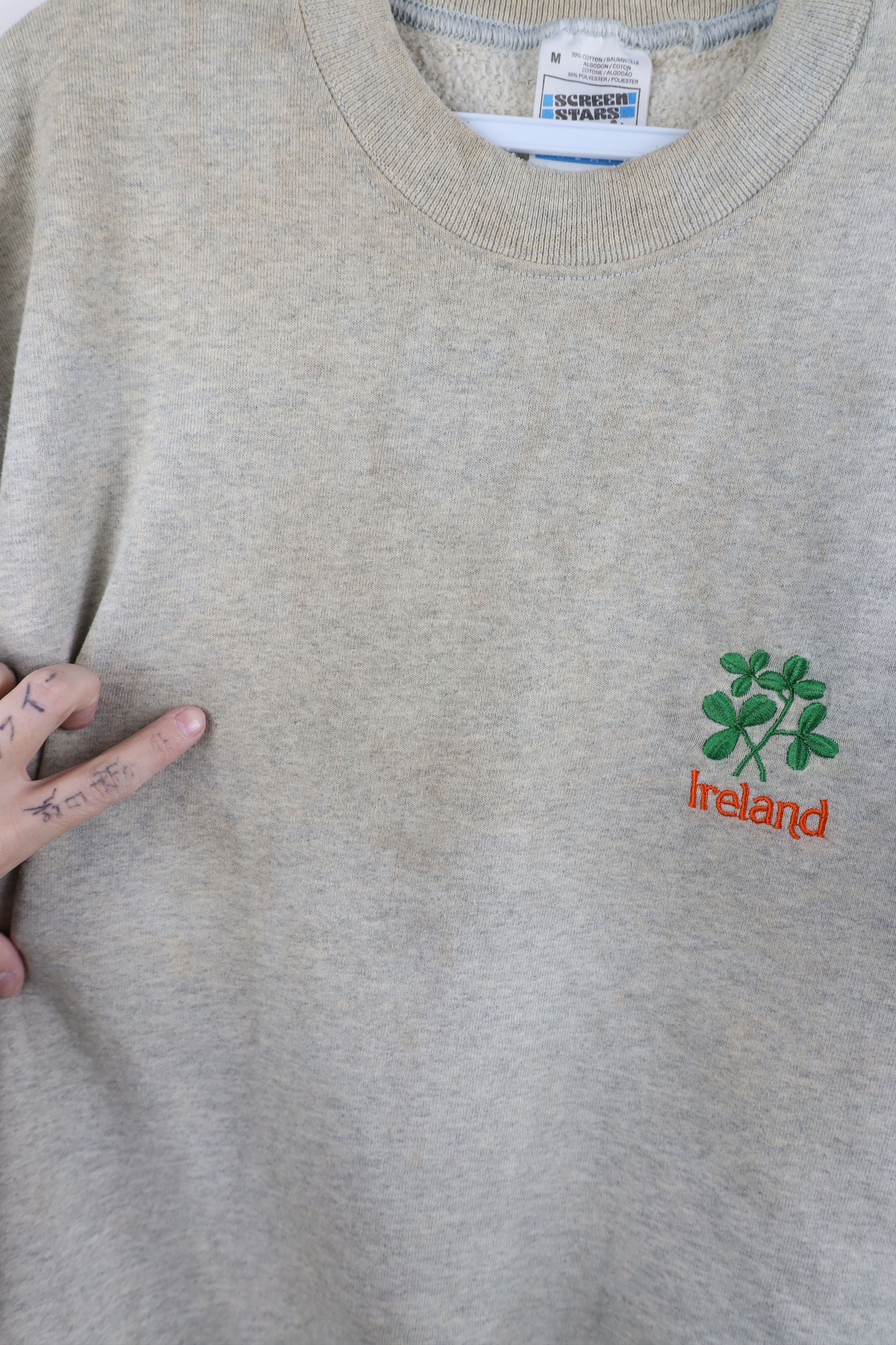 Vintage Vintage 90s Streetwear Spell Out Ireland Crewneck Sweatshirt Size US M / EU 48-50 / 2 - 5 Thumbnail