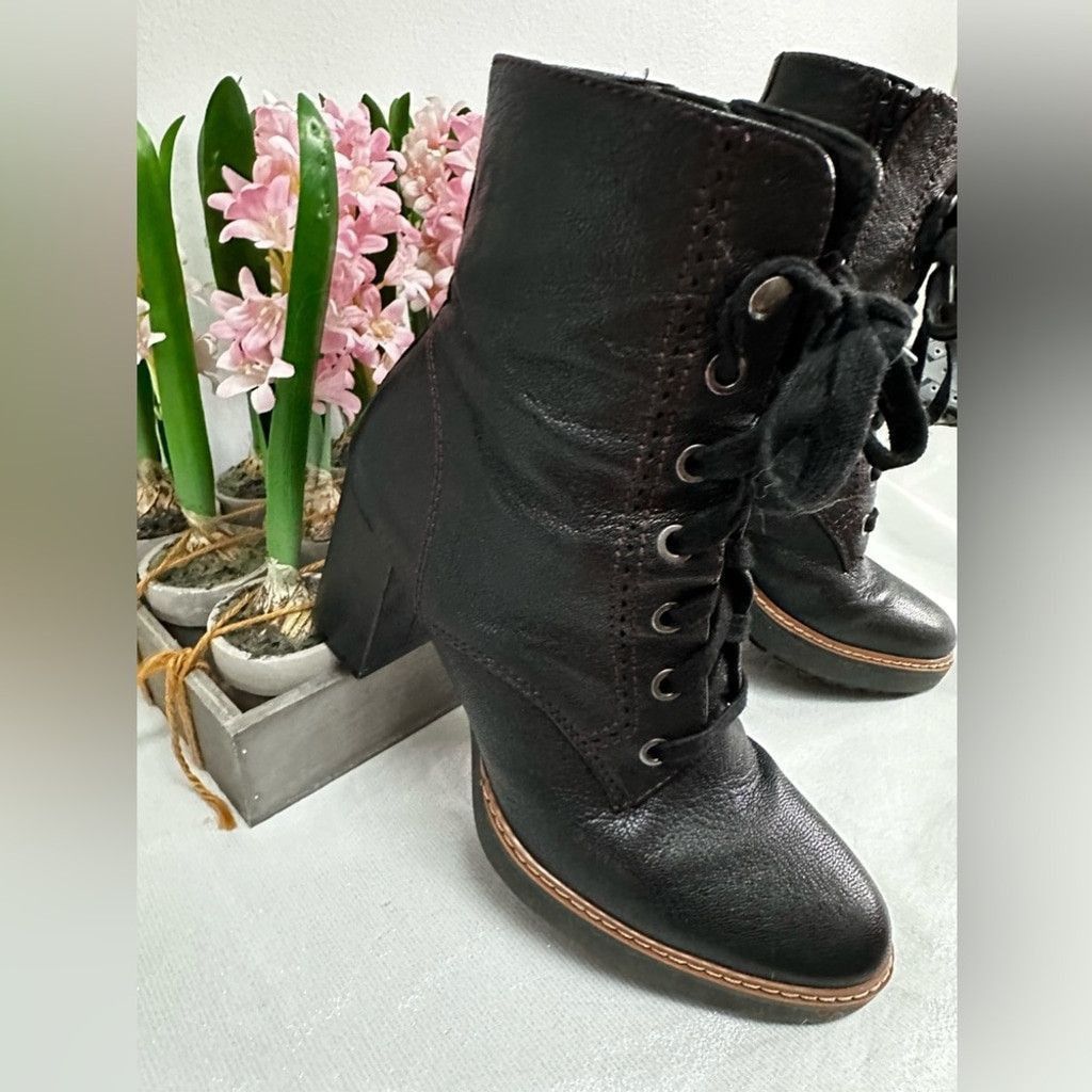 Naturalizer Naturalizer Callie Leather Bootie Size 37 Size US 7 / IT 37 - 6 Thumbnail