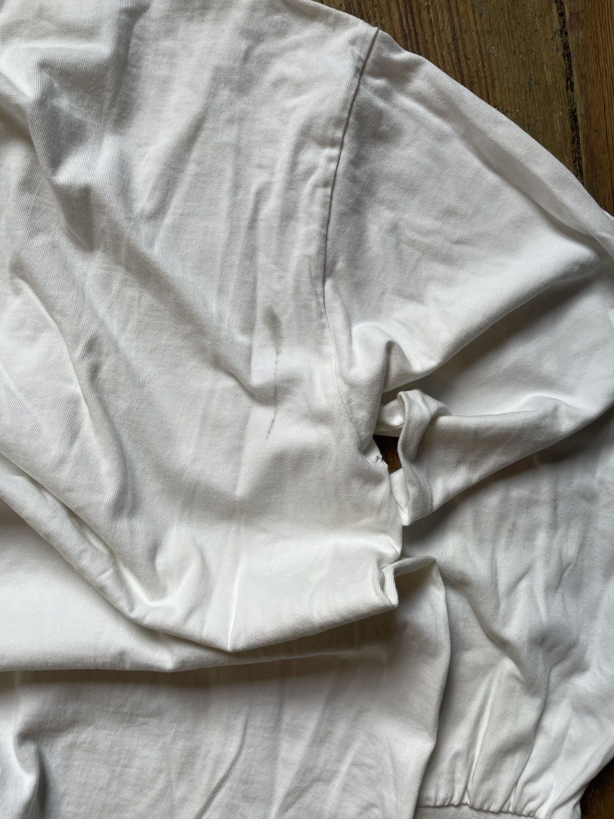 Vintage Vintage Picasso dove longsleeve white t-shirt 70s Size US M / EU 48-50 / 2 - 11 Thumbnail