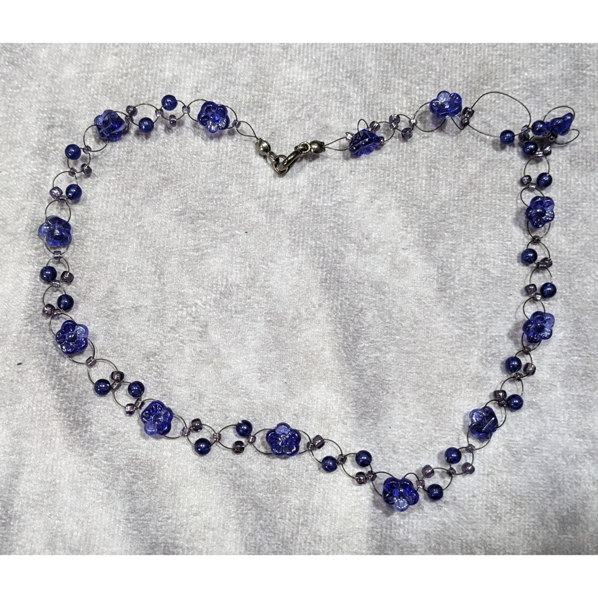 Other 90s Style Blue Beaded Floral Necklace Size ONE SIZE - 7 Thumbnail