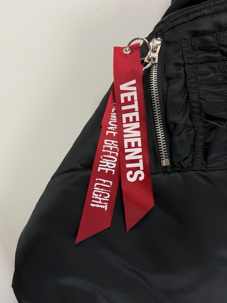 Vetements *REVERSIBLE* Vetements x Alpha Industrie Big Patch Bomber Size US XS / EU 42 / 0 - 11 Thumbnail