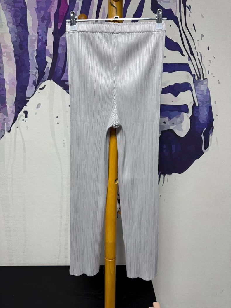 Issey Miyake Issey Miyake size:2 Light grey pleated pants Size 42" / US 20 - 2 Thumbnail