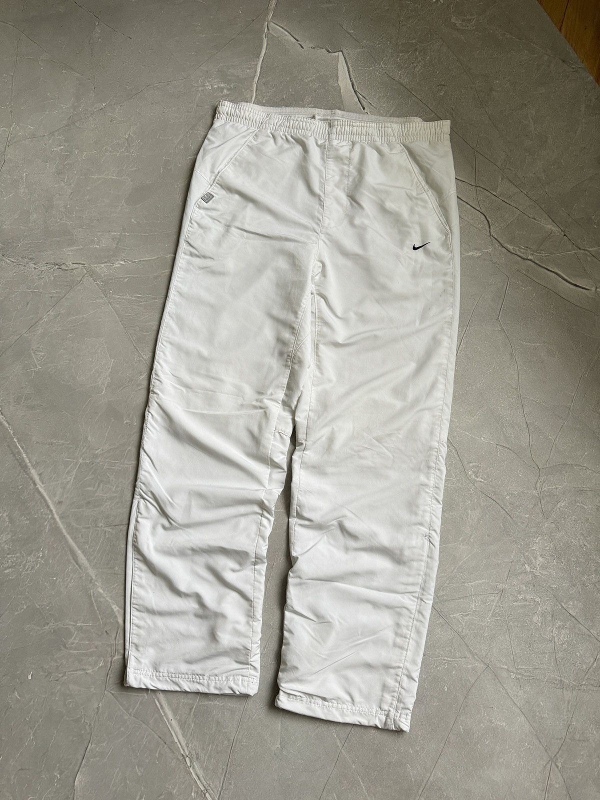 Nike 00s Nike Vintage Tracksuit Nylon Pants Small Swoosh Baggy Size US 30 / EU 46 - 2 Thumbnail