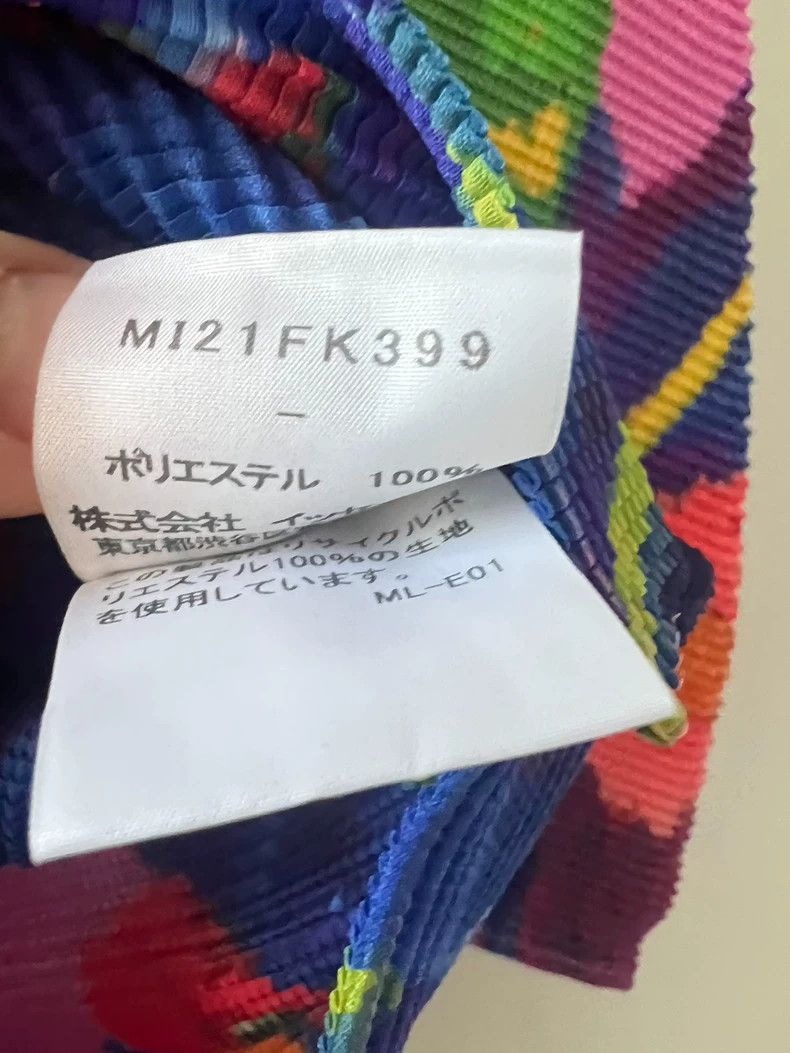 Issey Miyake Issey Miyake Purple parrot pleated short-sleeved shirt Size M / US 6-8 / IT 42-44 - 4 Thumbnail