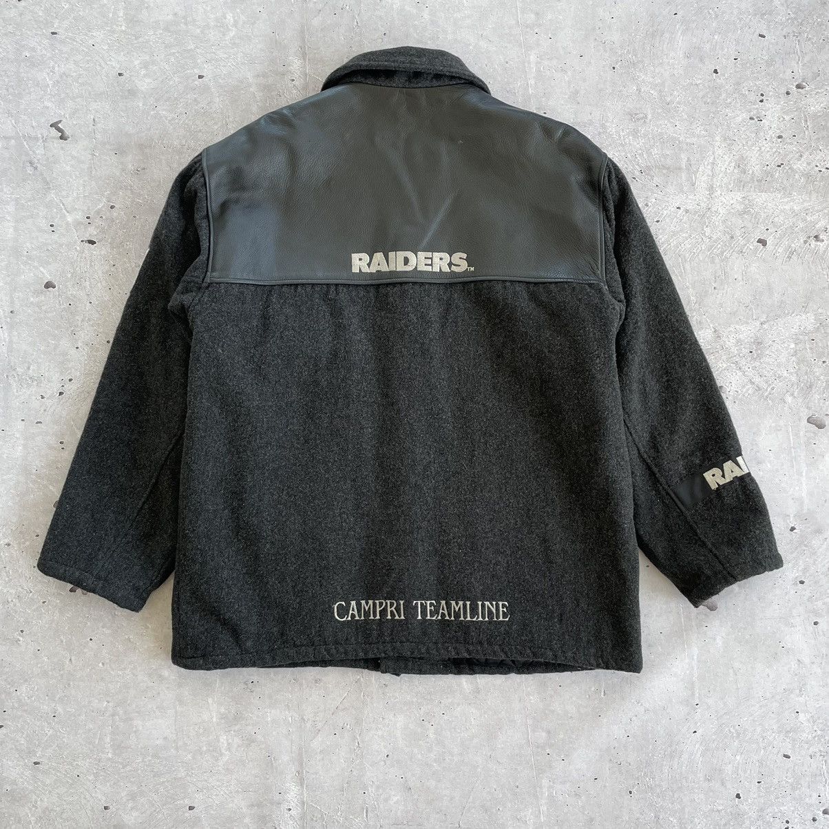 NFL × NHL × Vintage 🔥Very Rare 90’s RAIDERS Leather and wool Jacket rap style Size US L / EU 52-54 / 3 - 4 Thumbnail