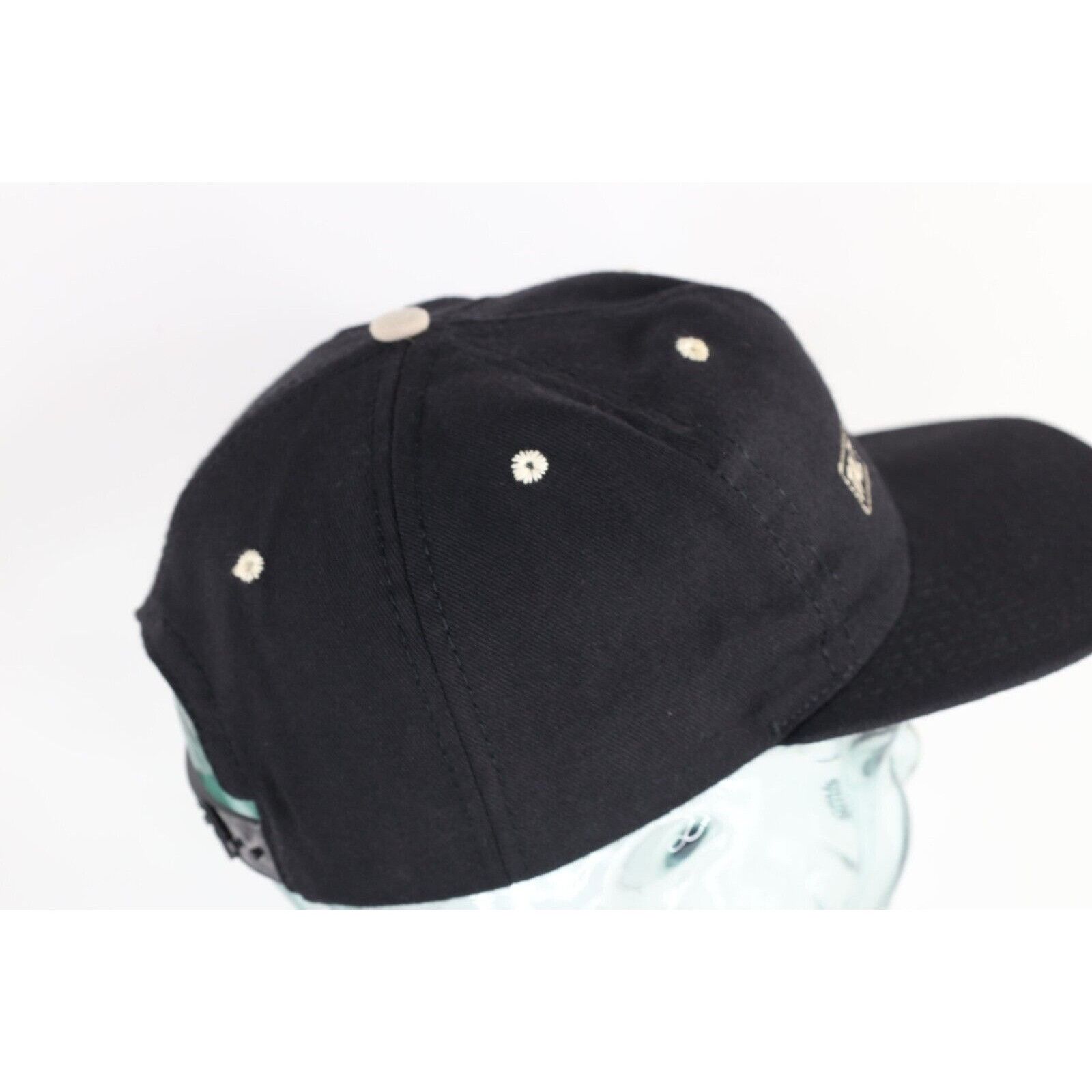 Vintage Vintage 90s Looney Tunes Taz Tazmanian Devil Box Logo Hat Size ONE SIZE - 5 Thumbnail