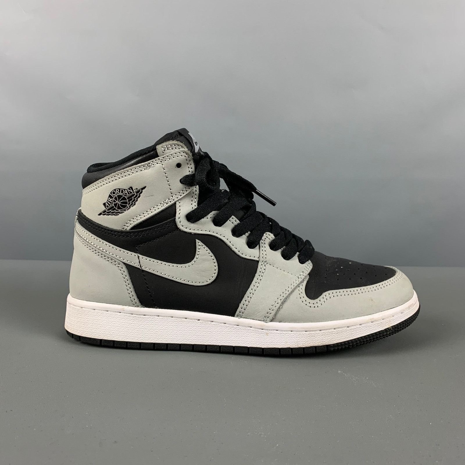 Nike Size 6Y Grey Black Color Block Leather High Top Sneakers Size US 6 / EU 39 - 2 Thumbnail