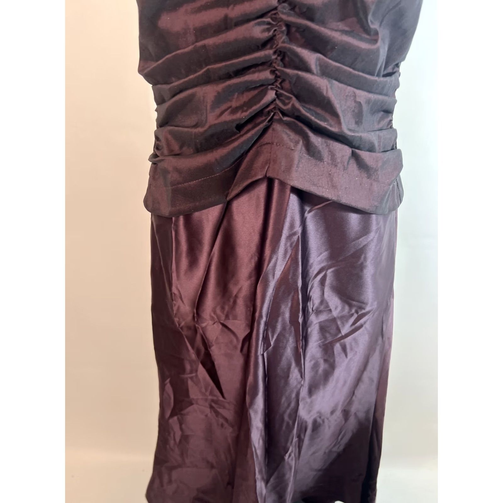 Tadashi Shoji VINTAGE Tadashi Shoji Petite Iridescent Satin A-Line Collared Dress 6P Purple Sleeveless Cap Sleeve Long 90s Brides Formal Party/Cocktail Womens Size M / US 6-8 / IT 42-44 - 7 Thumbnail