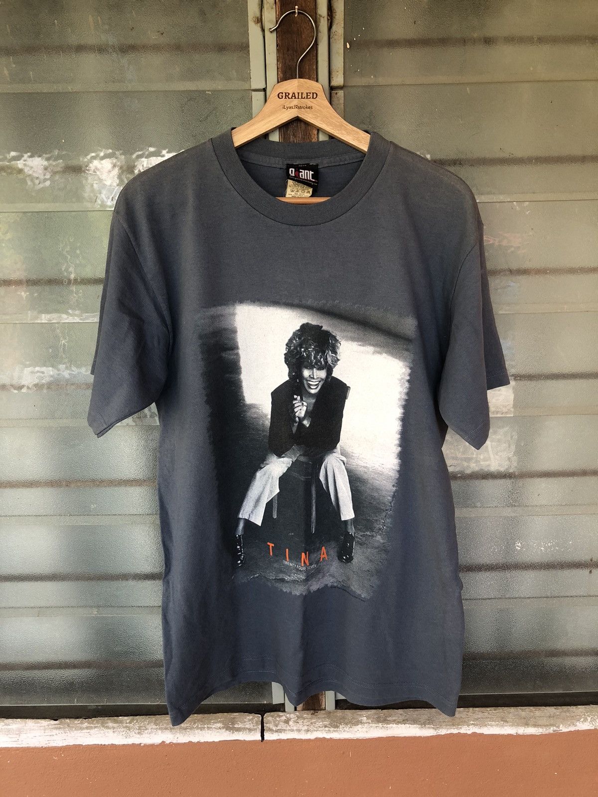 Rap Tees Vintage 2000’s Tina Turner Twenty Four Seven Singer Rap Tee Size US M / EU 48-50 / 2 - 2 Thumbnail