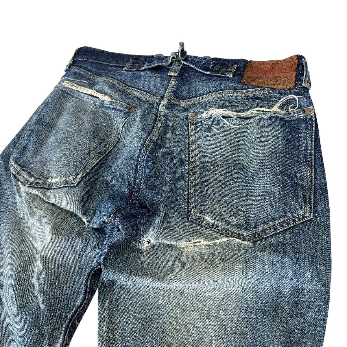 Levi's ☀️LEVI’S 501 XX BUCKLE BACK DISTRESSED DENIM JEANS PANTS Size US 32 / EU 48 - 12 Thumbnail
