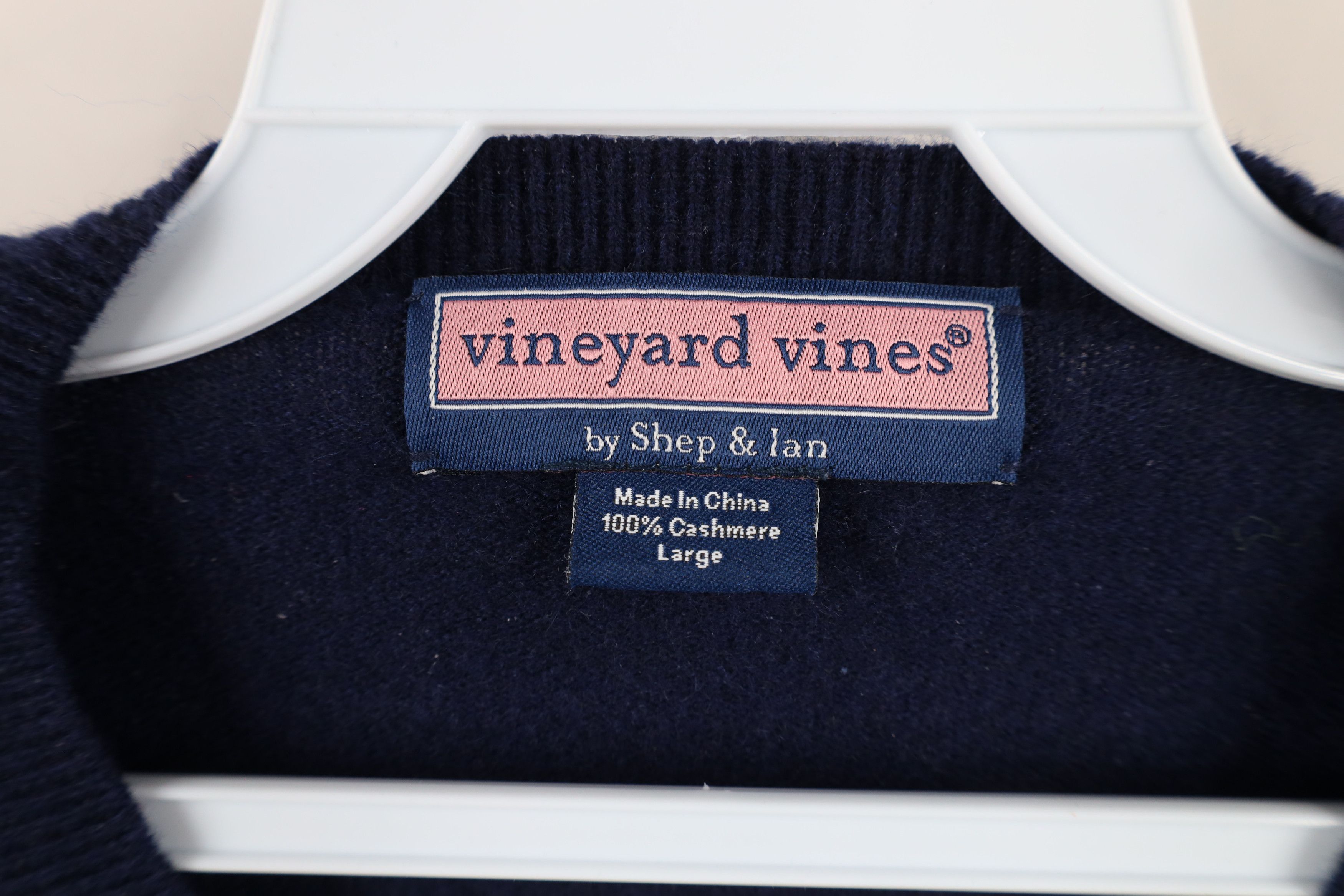 Vineyard Vines × Vintage Vineyard Vines Soft Cashmere Knit V-Neck Sweater Navy Blue Size US L / EU 52-54 / 3 - 8 Thumbnail