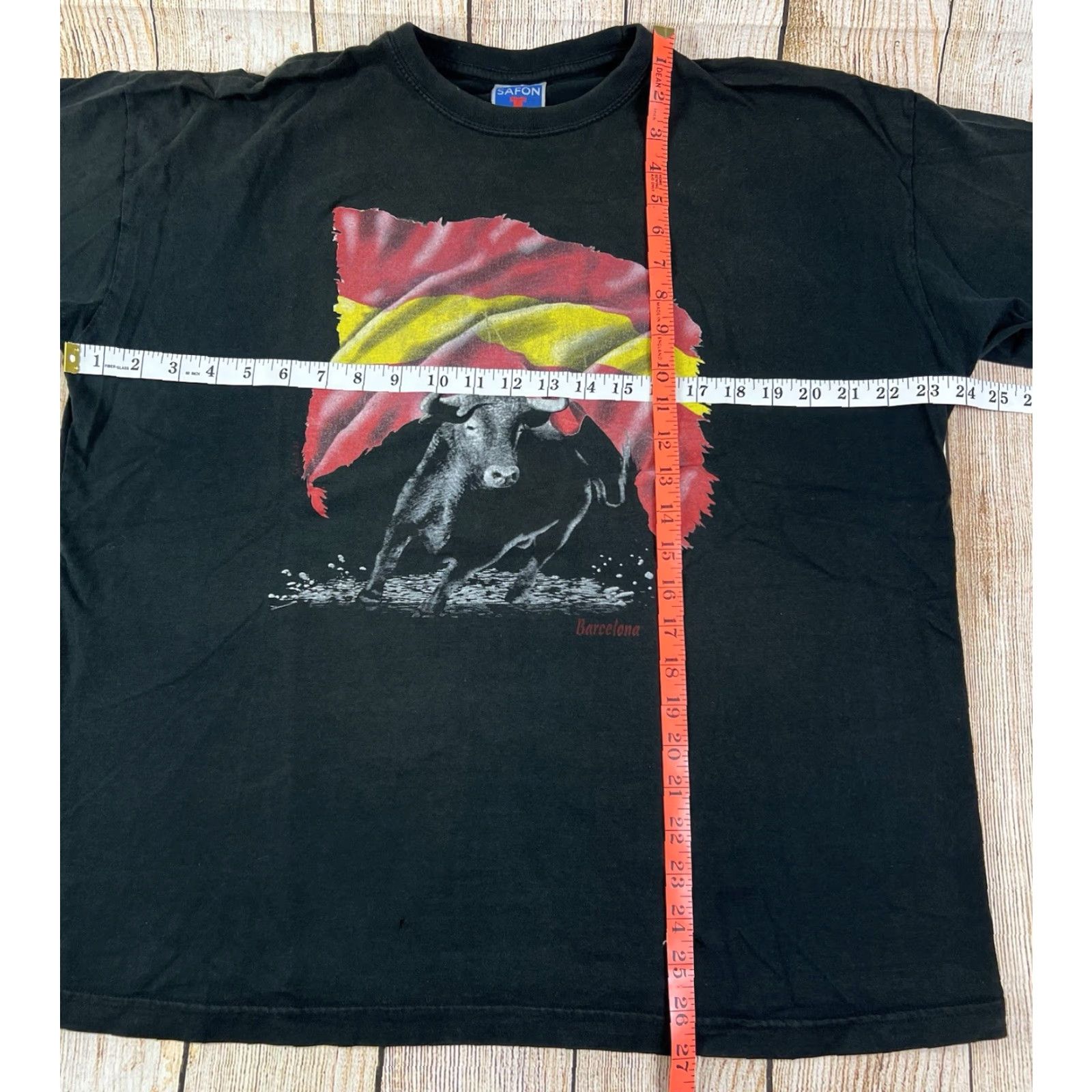 Vintage VINTAGE Safon Barcelona Spain Bull Black T Shirt 2XL Men Graphic Print Short Sleeve Retro Cowboy Sports Mens Size US XXL / EU 58 / 5 - 5 Thumbnail