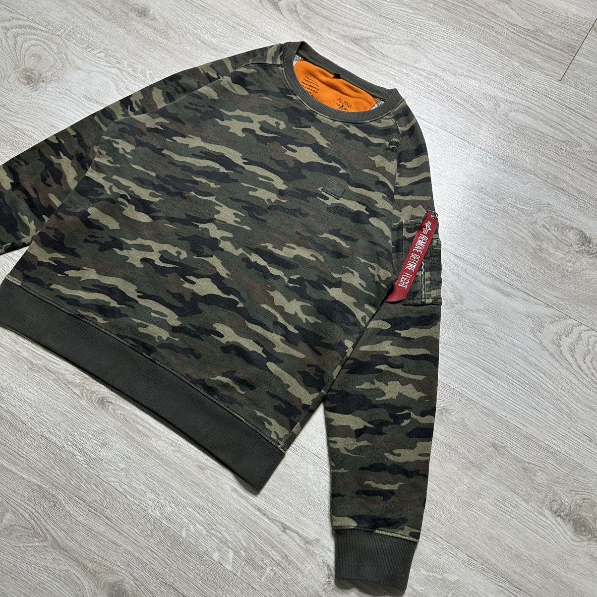 Alpha Industries Alpha Industries Camo sweatshirt - XL Size US XL / EU 56 / 4 - 2 Thumbnail