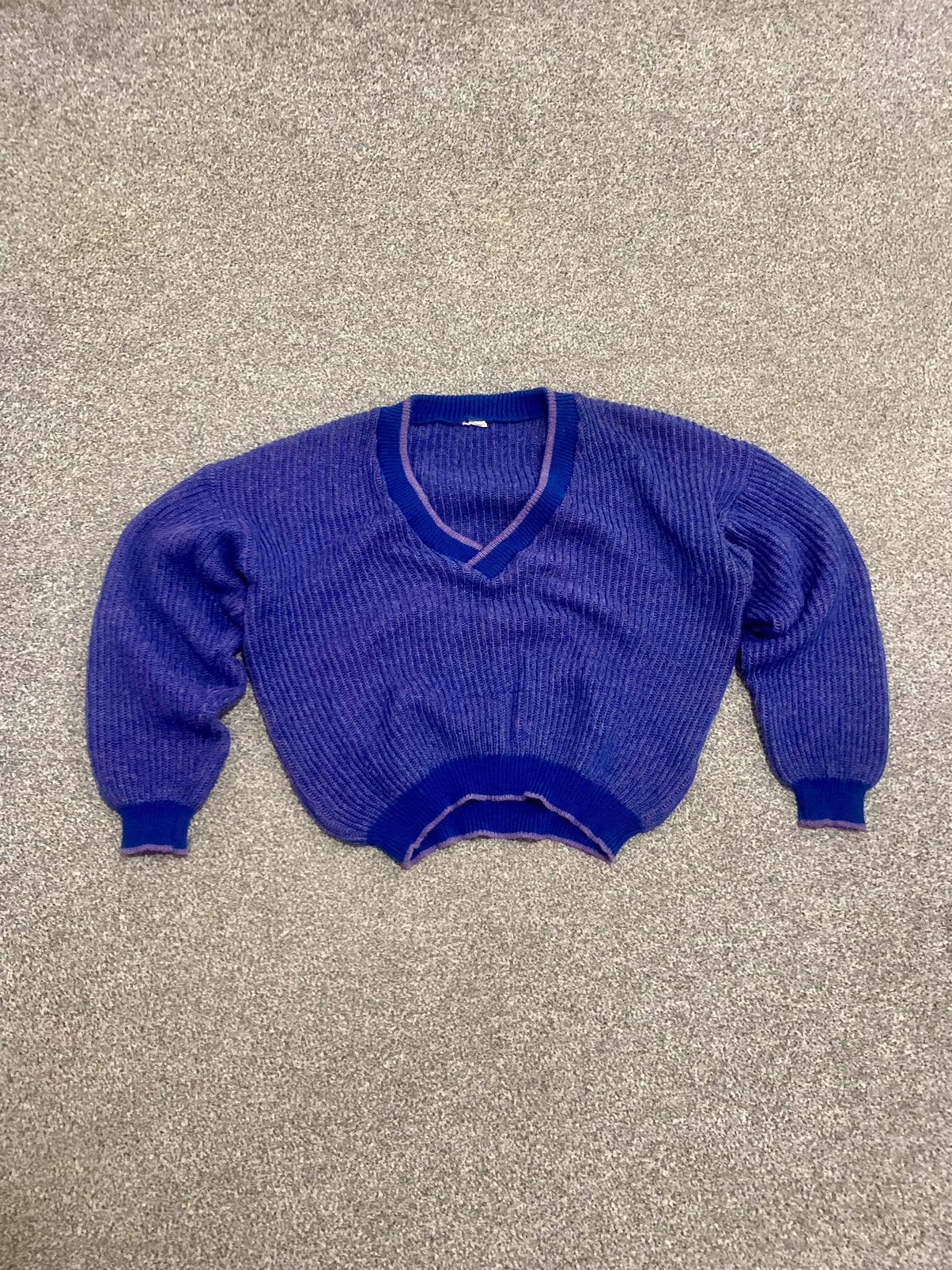 Vintage Vintage 80’s Italian Oversize Sweater Knit Size US L / EU 52-54 / 3 - 1 Thumbnail