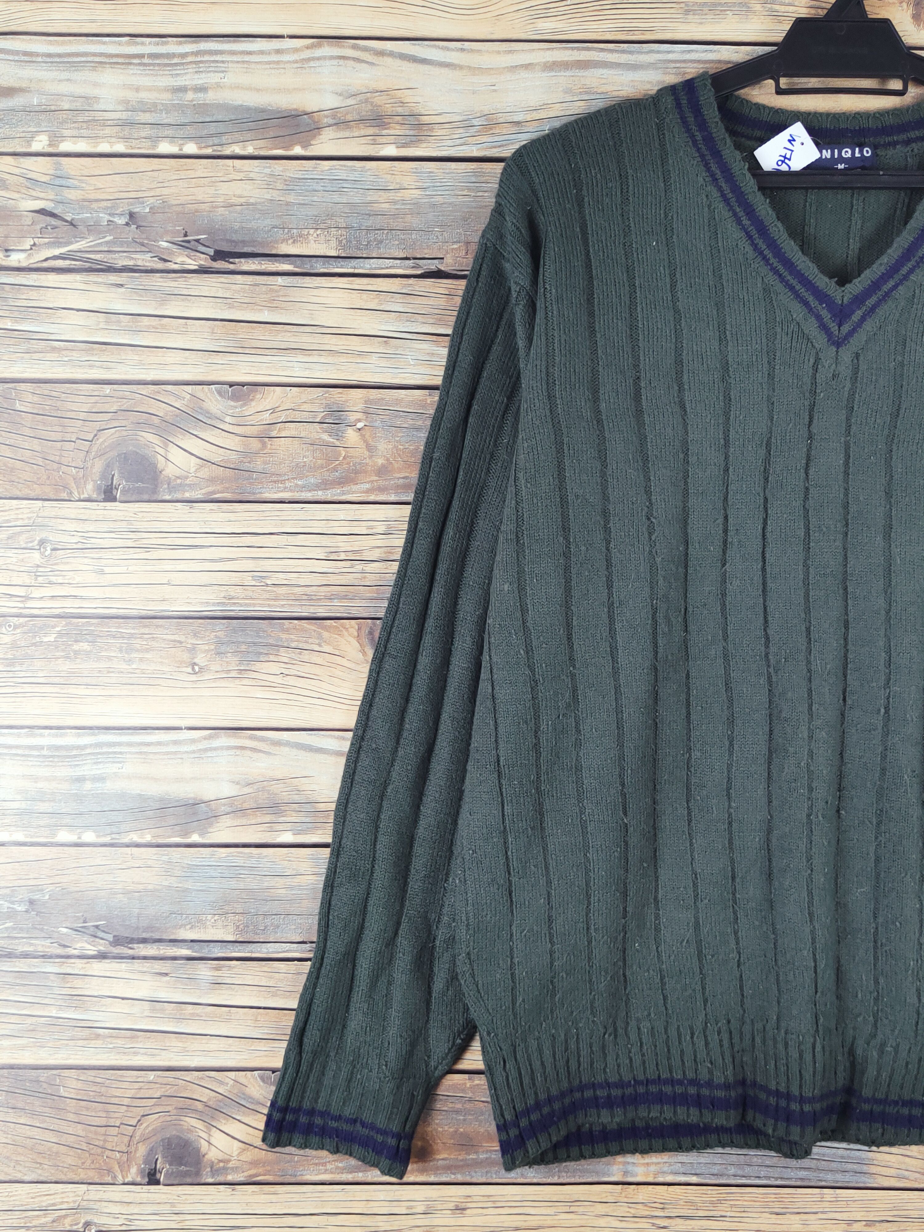 Aran Isles Knitwear Uniqlo Dark Green Knitwear Sweatshirts #W1761 Size US M / EU 48-50 / 2 - 3 Thumbnail