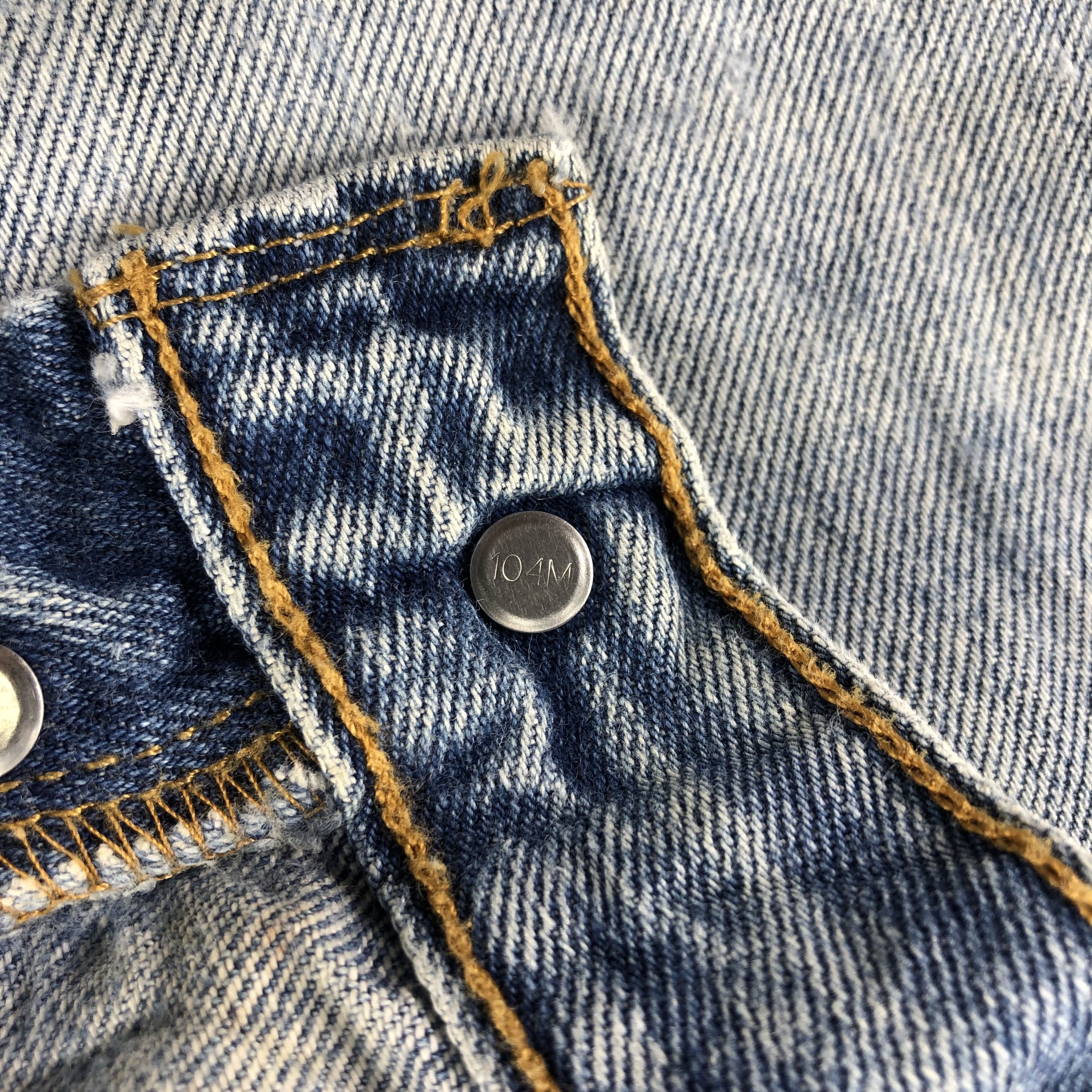 Levi's Vintage Blue Wash Levis 501 Jeans-J2440 Size US 33 - 13 Thumbnail