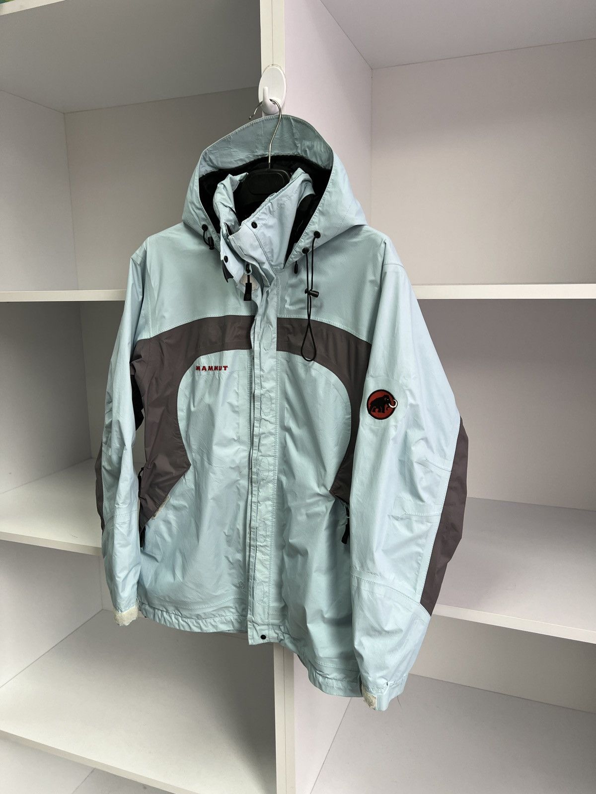 Mammut × Vintage Vintage MAMMUT GORE-TEX Light Blue Hooded women’s Jacket Size S / US 4 / IT 40 - 5 Thumbnail