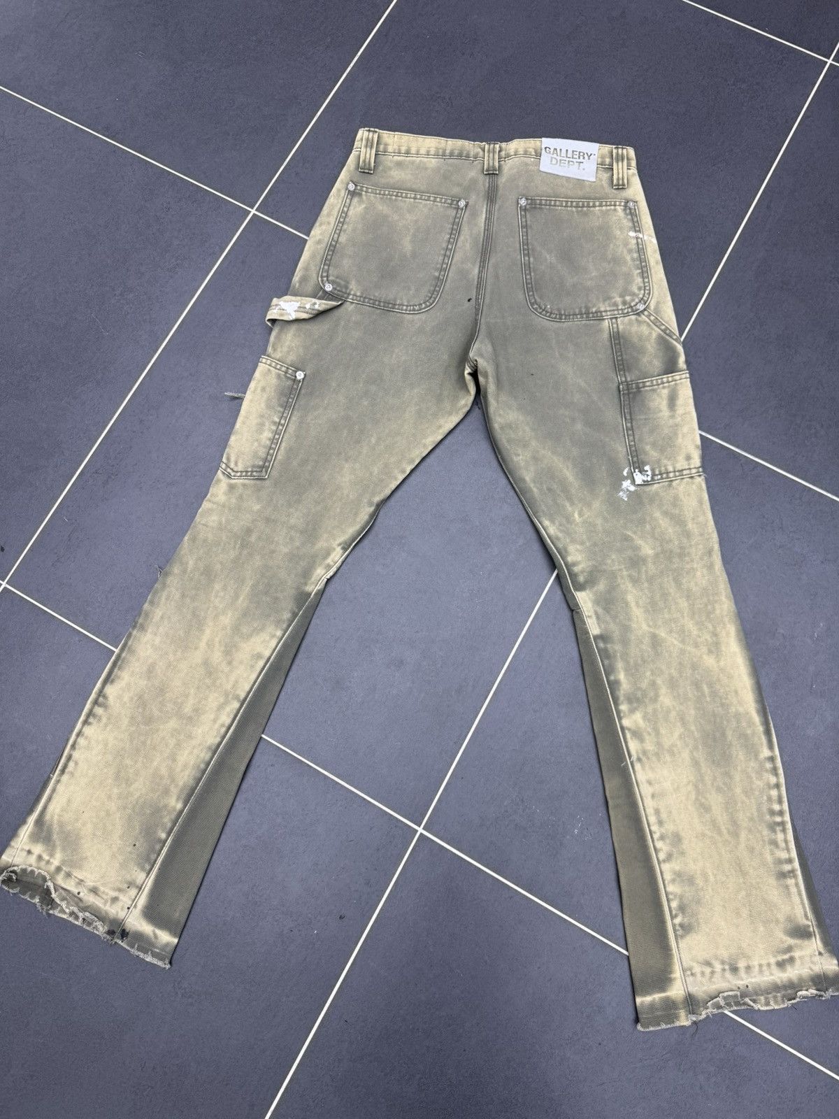 Gallery Dept. Olive green gallery dept flare pants Size US 31 - 5 Thumbnail