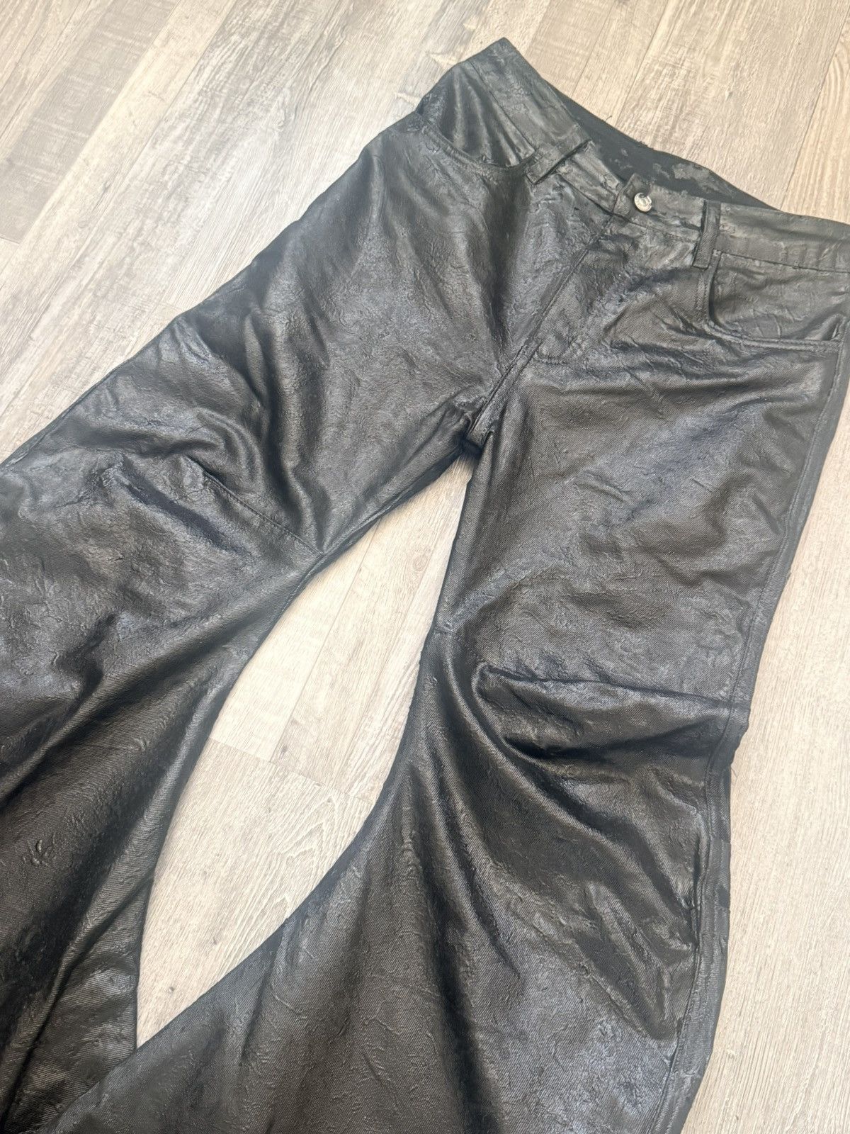 Other CH2 Flexing So Hard Black Waxed Flare Jeans Size US 29 - 2 Thumbnail