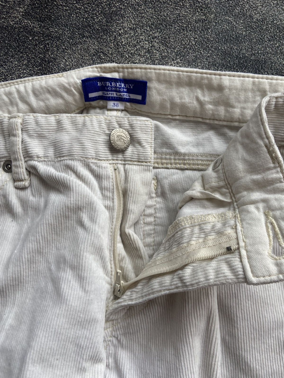 Burberry Vintage Burberry London Corduroi Casual Pants Size 38" / US 16 / IT 52 - 4 Thumbnail