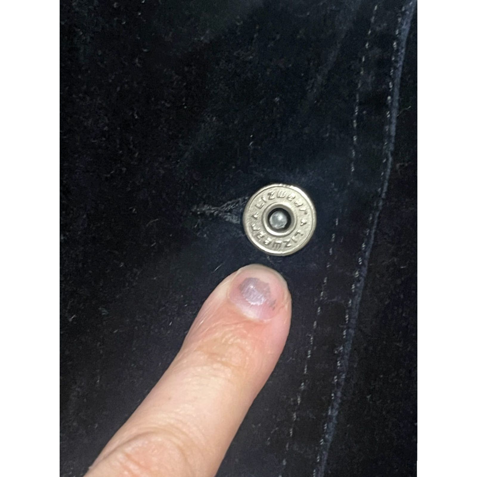 Velvet Lizwear Skirt Women’s 6 Black Mini Buttons Up Velvet Skirt Short Velvet, Black, Mini, Buttons Up, Velvet Size 28" / US 6 / IT 42 - 3 Thumbnail