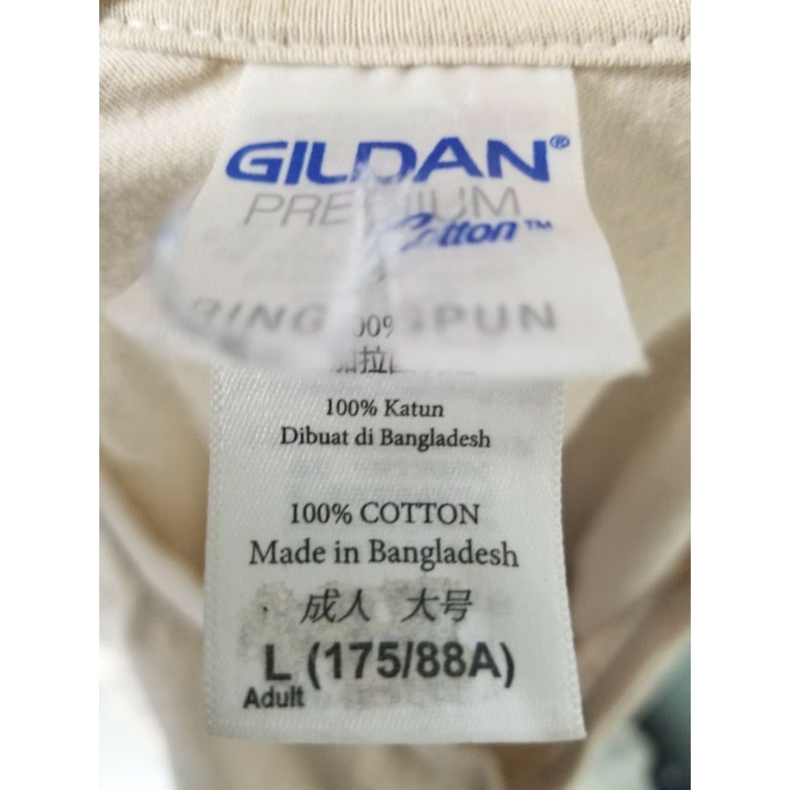 Gildan VINTAGE Gildan Retro Halloween T-Shirt L Beige Folklore Sawing a Man in Half Mens Size US L / EU 52-54 / 3 - 2 Thumbnail